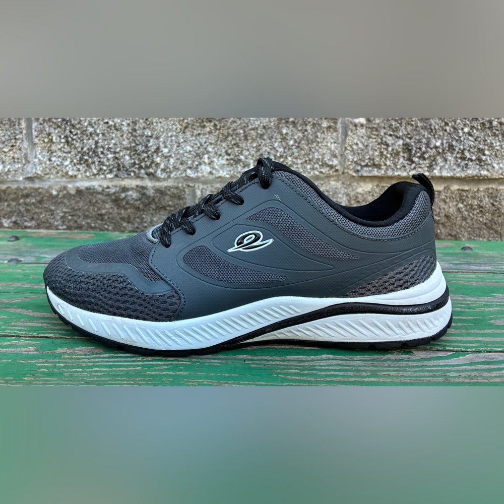 Easy Spirit SCHUGS Womens 7 Narrow Walking Sneakers Gray Comfort Shoes